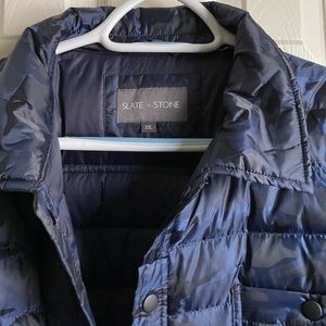 Slate & Stone Liam Camo Quilted Down Jacket
